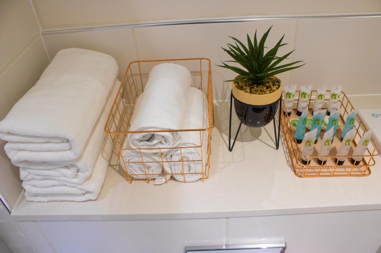 Virexxa Bedford Centre - Executive Suite - 2Bed Flat With Free Parking & Gym Екстериор снимка