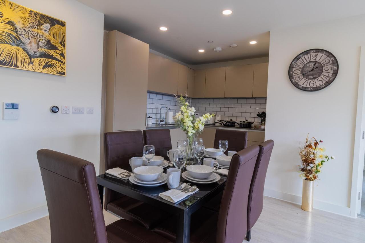 Virexxa Bedford Centre - Executive Suite - 2Bed Flat With Free Parking & Gym Екстериор снимка