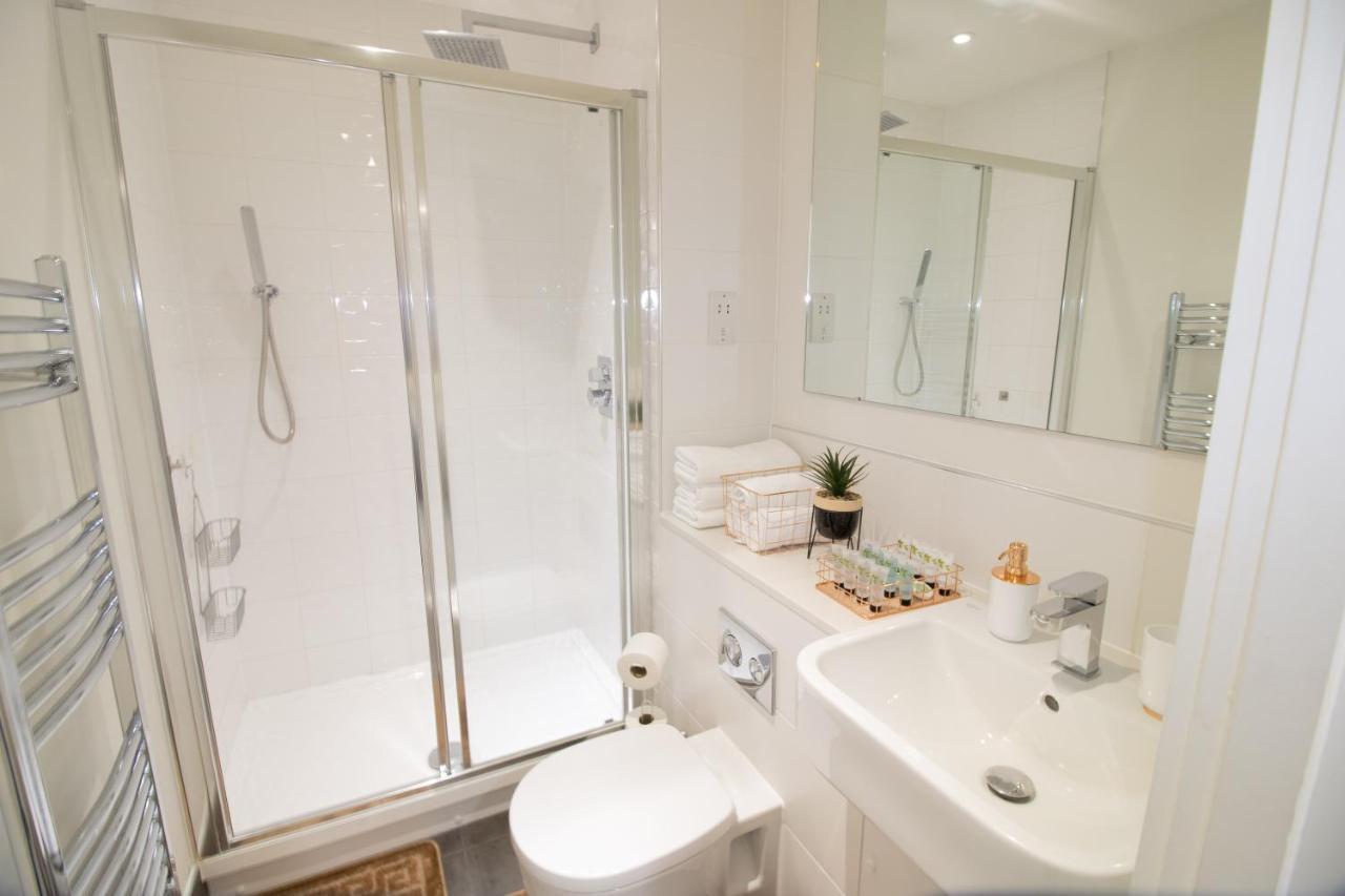 Virexxa Bedford Centre - Executive Suite - 2Bed Flat With Free Parking & Gym Екстериор снимка