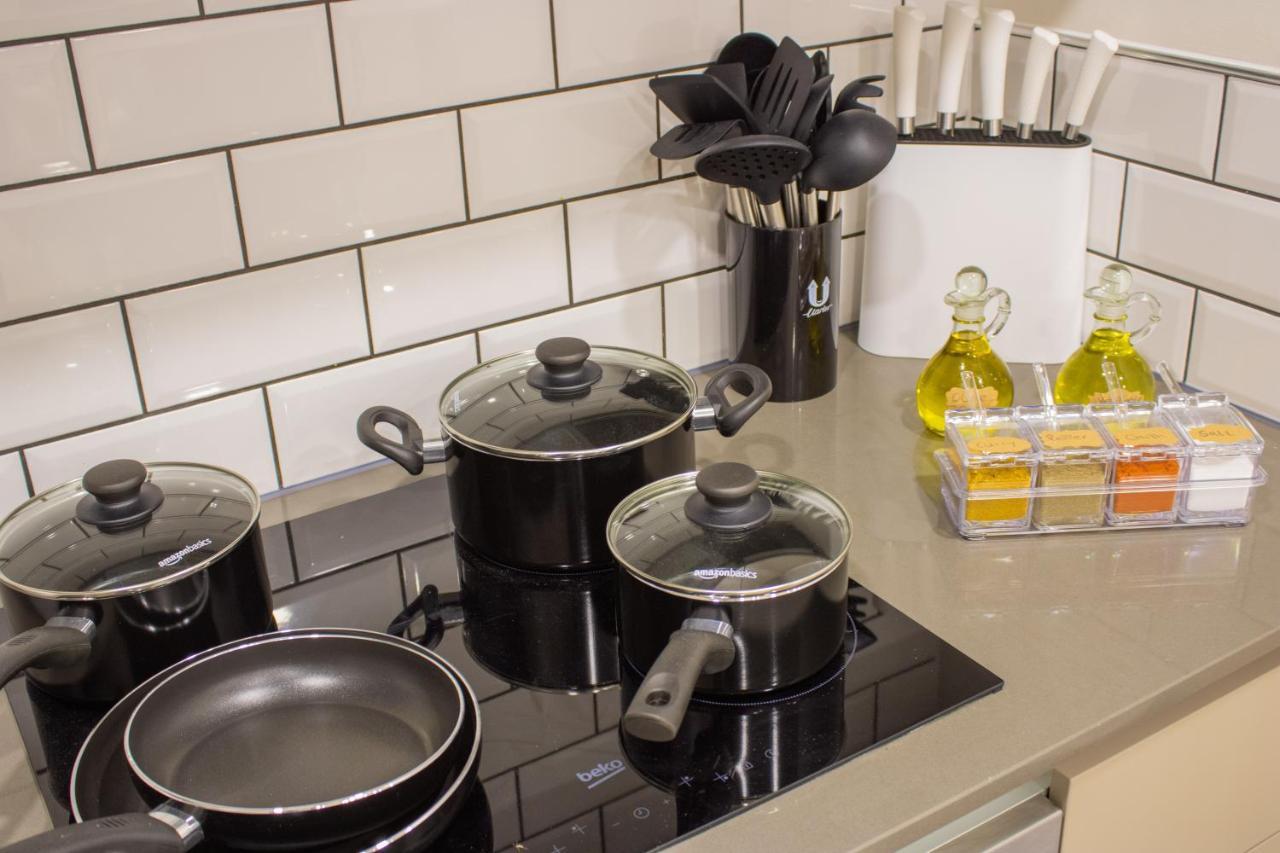 Virexxa Bedford Centre - Executive Suite - 2Bed Flat With Free Parking & Gym Екстериор снимка